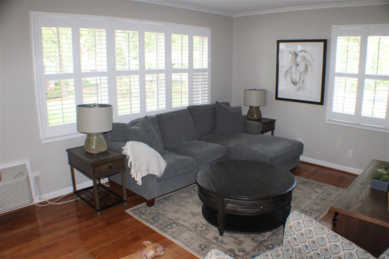 809 Daniels Street, Unit A Raleigh, NC 27605 - Photo 4 of 12 Living Room