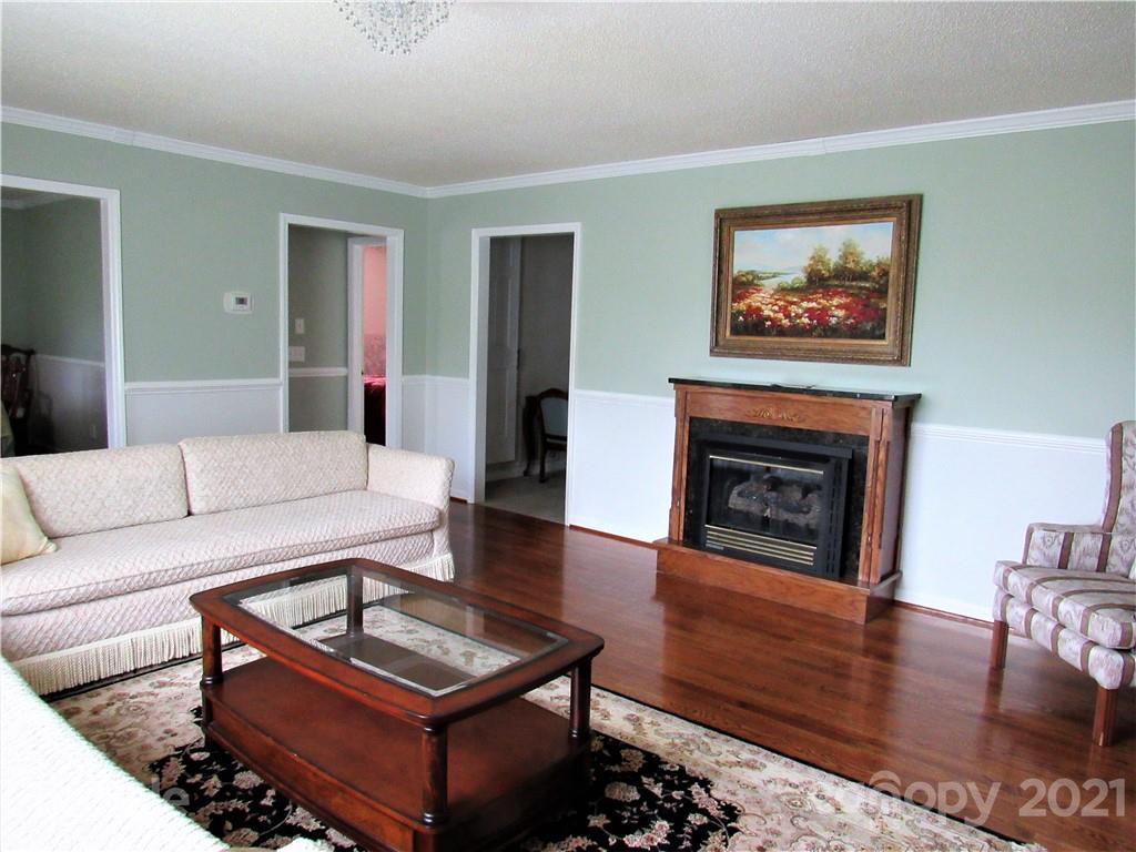 364 Hunters Ridge Road Mills River, NC 28759 - Photo 12 of 38 Gallery Image 12