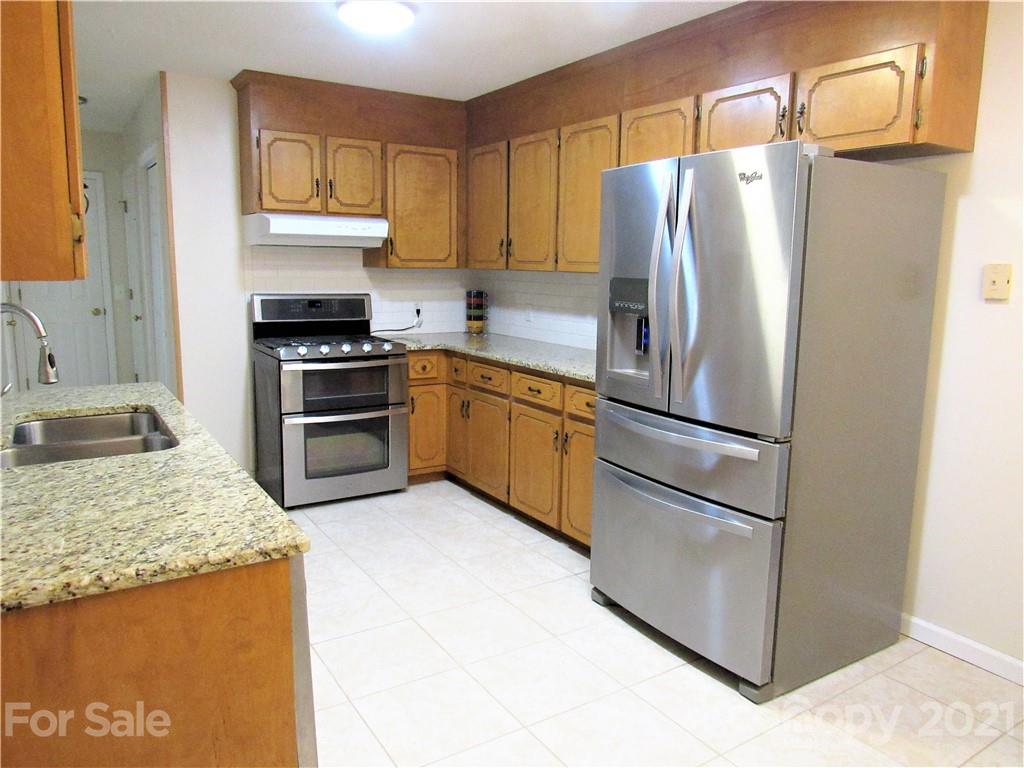 364 Hunters Ridge Road Mills River, NC 28759 - Photo 16 of 38 Gallery Image 16