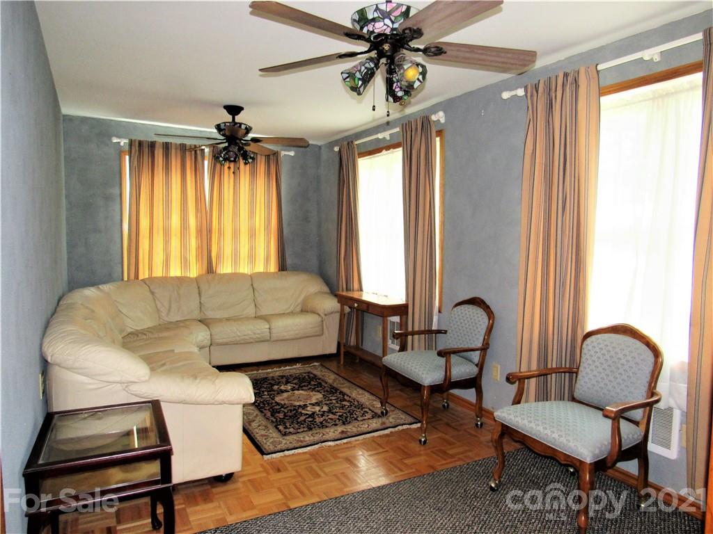 364 Hunters Ridge Road Mills River, NC 28759 - Photo 20 of 38 Gallery Image 20
