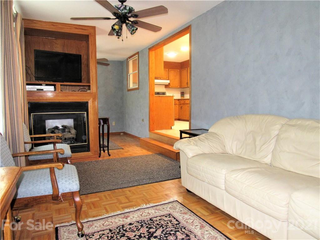 364 Hunters Ridge Road Mills River, NC 28759 - Photo 21 of 38 Gallery Image 21