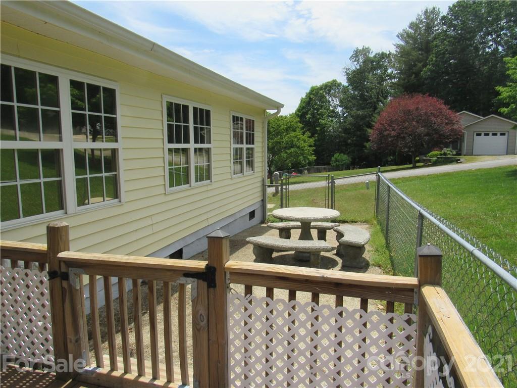 364 Hunters Ridge Road Mills River, NC 28759 - Photo 24 of 38 Gallery Image 24
