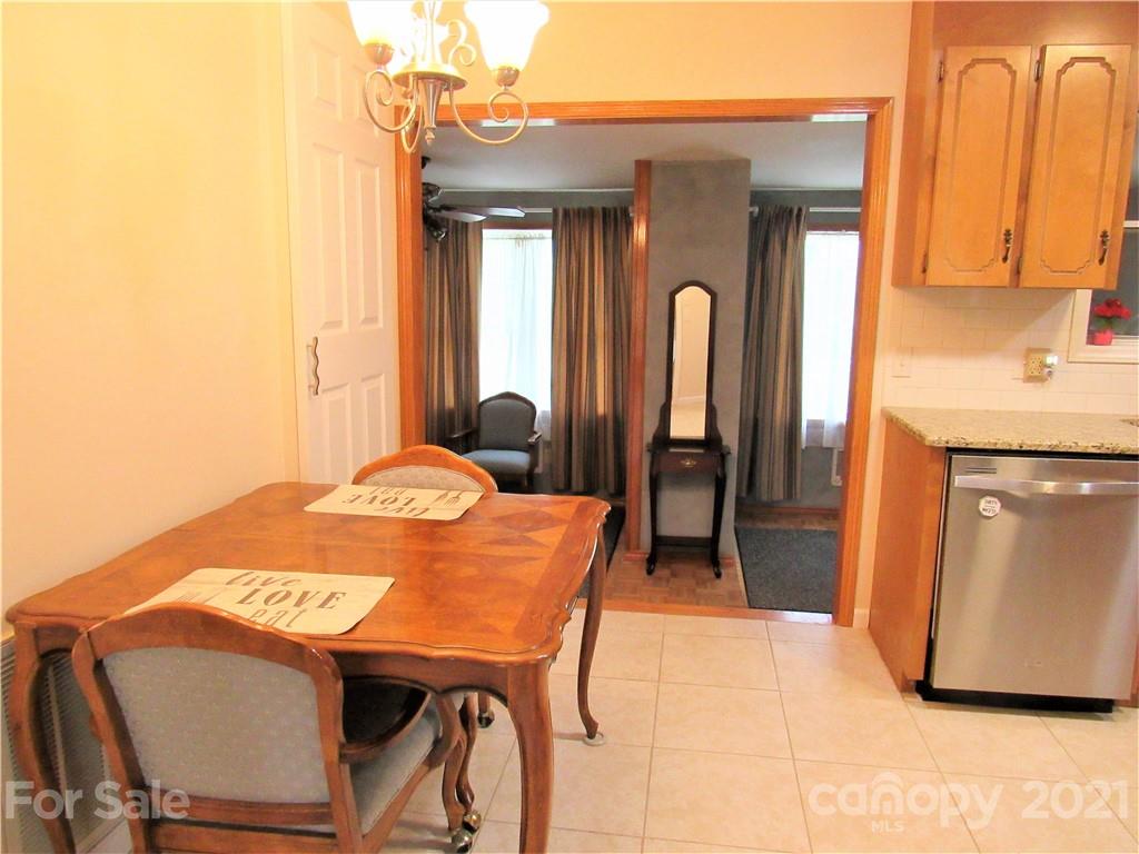 364 Hunters Ridge Road Mills River, NC 28759 - Photo 32 of 38 Gallery Image 32
