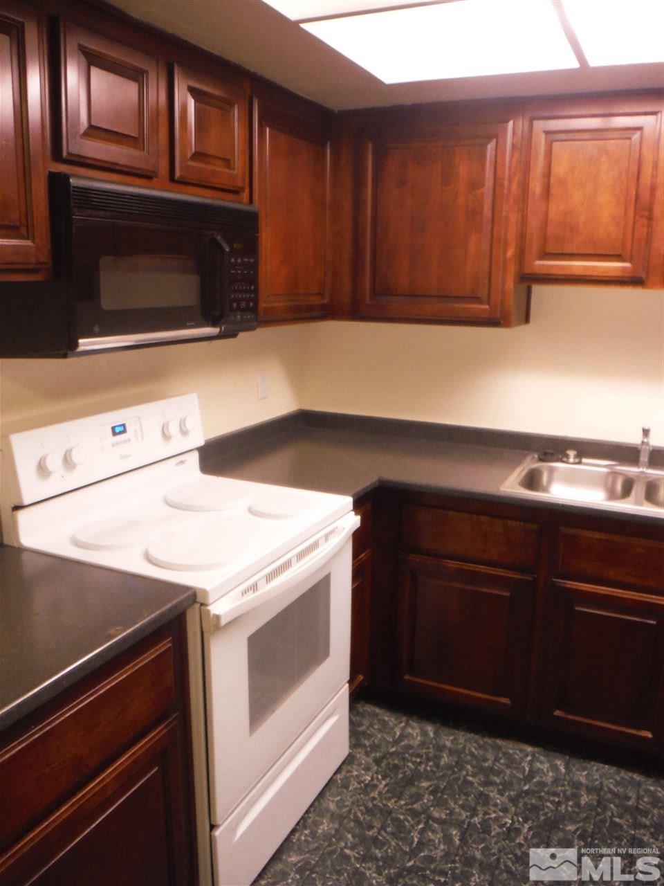 14121 Stead Boulevard Reno, NV 89506 - Photo 4 of 12 Photo 4