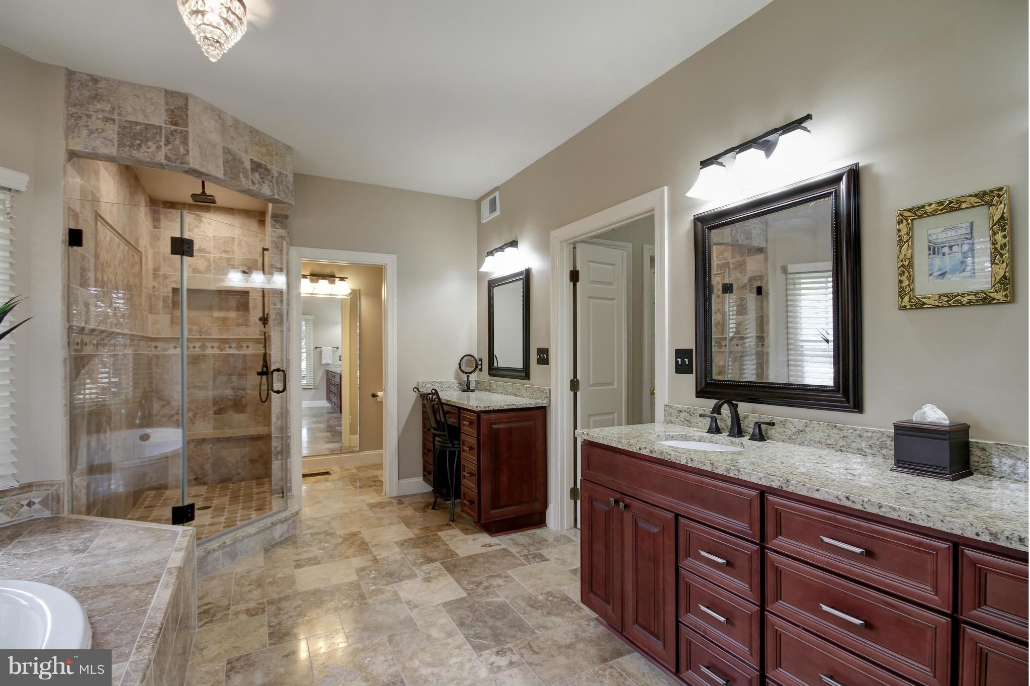 1207 Tottenham Court Reston, VA 20194 - Photo 16 of 30 Bath (Master)