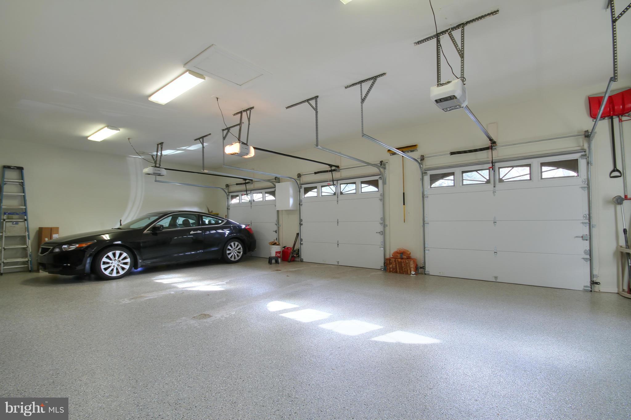 1207 Tottenham Court Reston, VA 20194 - Photo 30 of 30 3-car Garage