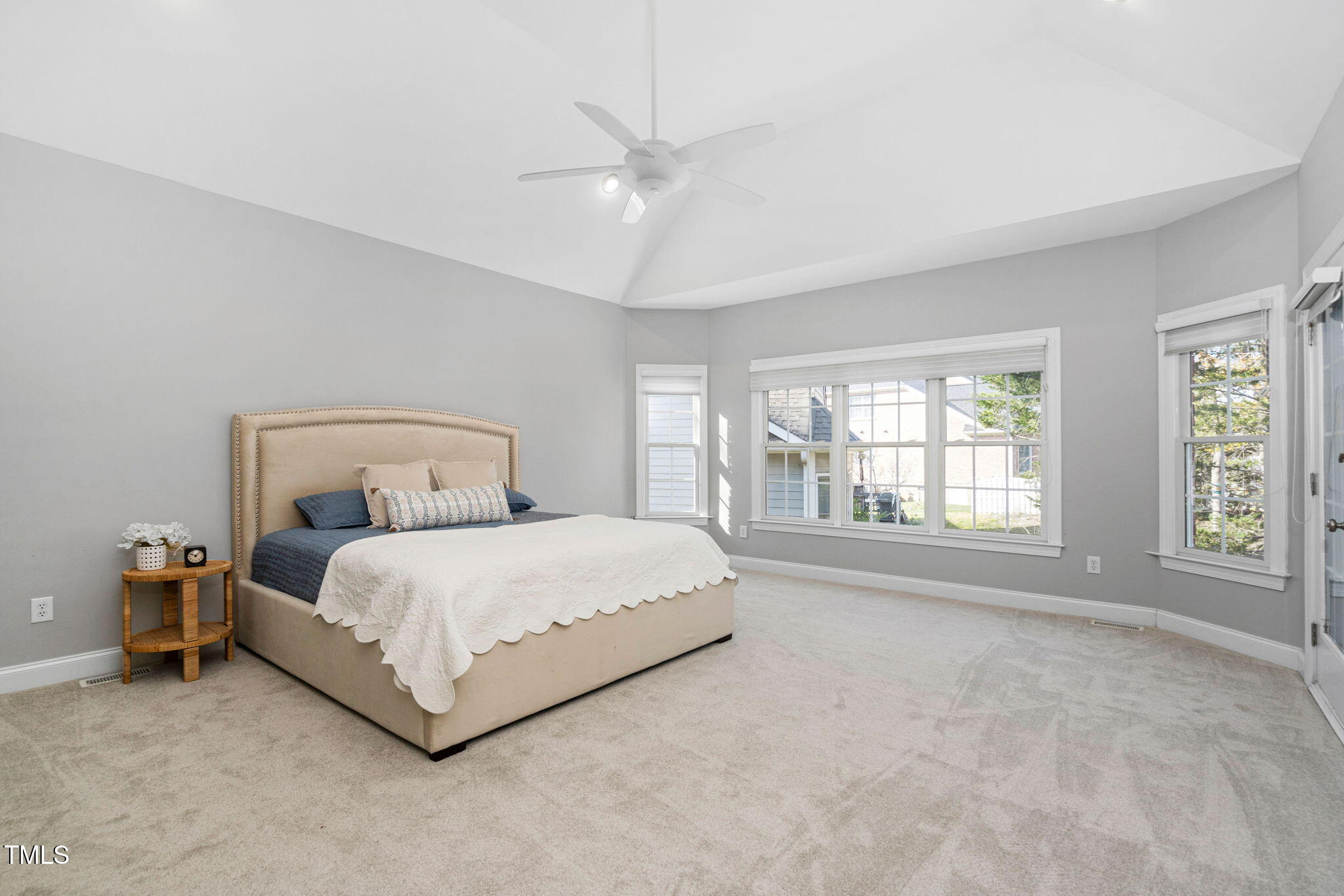 9320 Teton Pines Way Raleigh, NC 27617 - Photo 29 of 94 Primary on main level