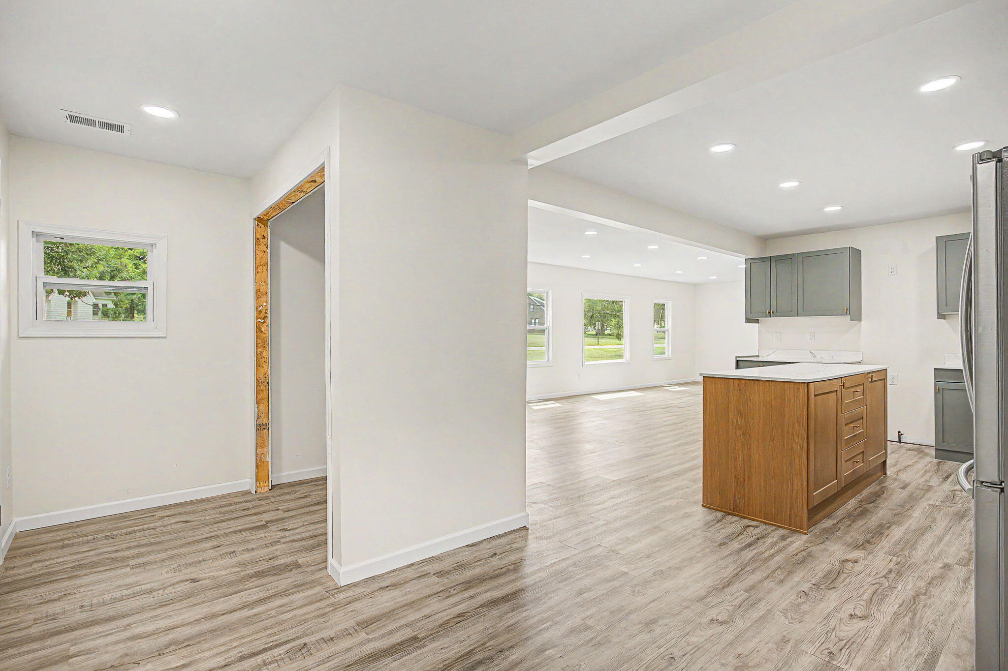 2804 Kibby Road Jackson, MI 49203 - Photo 34 of 35 Open Floorplan