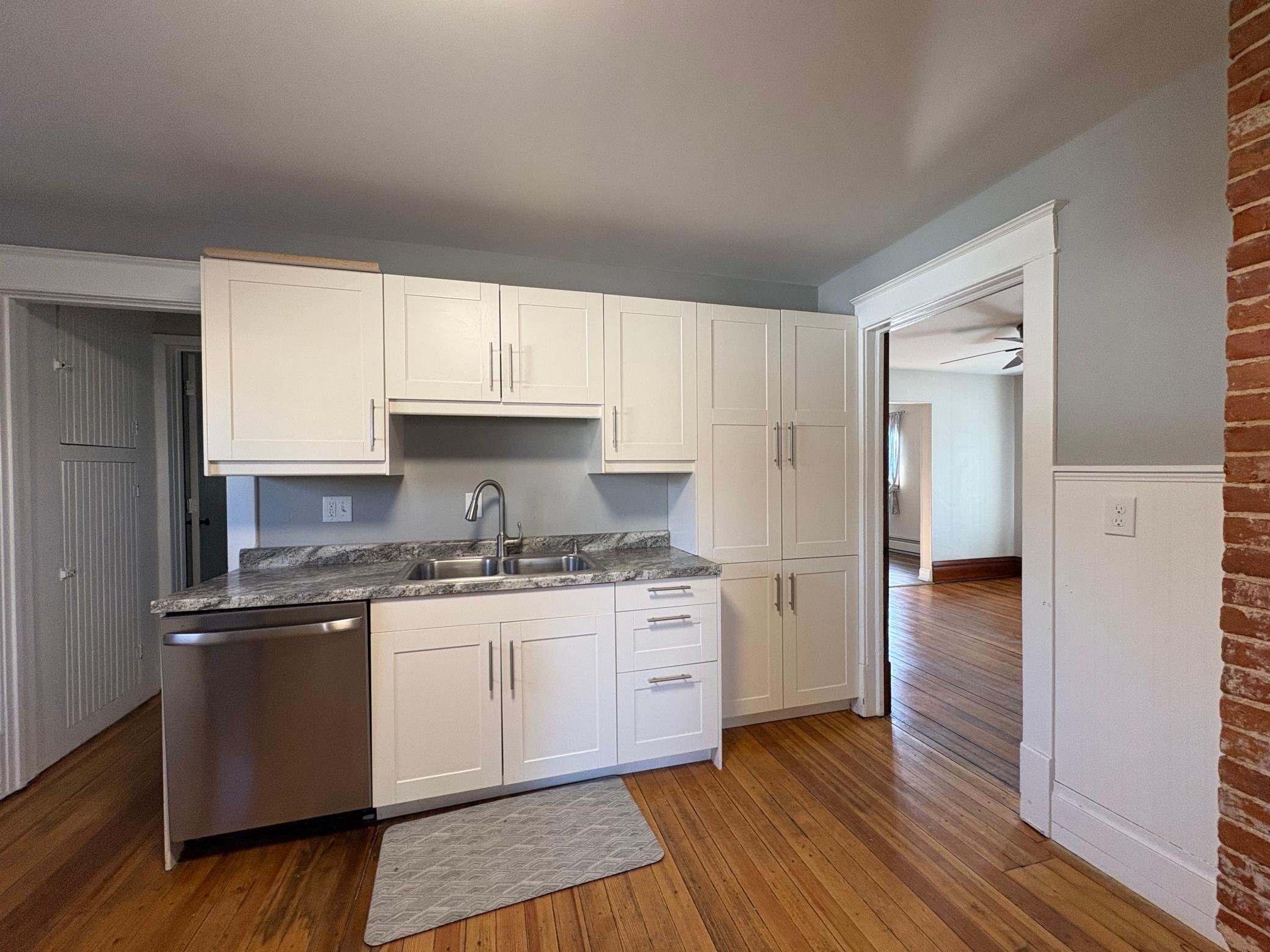 35 3rd Street Southeast Plainview, MN 55964 - Photo 13 of 31