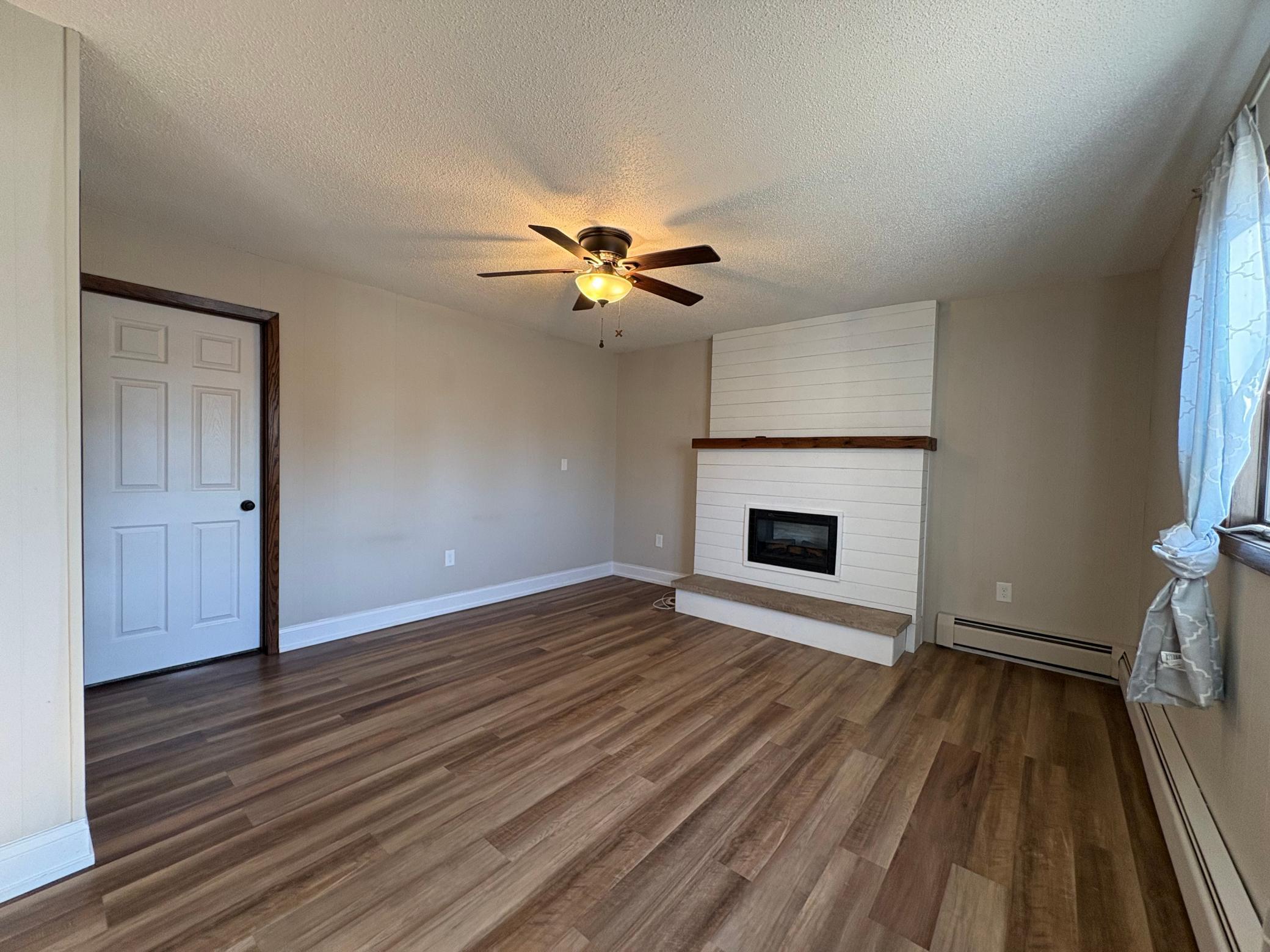 35 3rd Street Southeast Plainview, MN 55964 - Photo 18 of 31