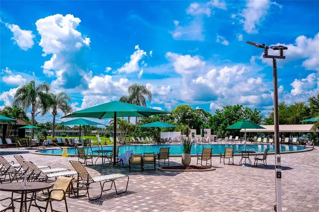 $185,000 | 505 Foxglove Circle, Unit B, Sun City Center, FL 33573