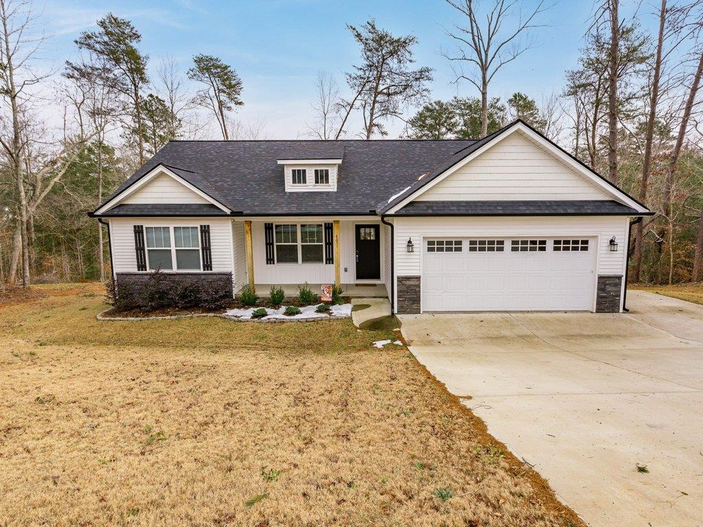407 Bramlett Road Taylors, SC 29687 - Photo 3 of 31