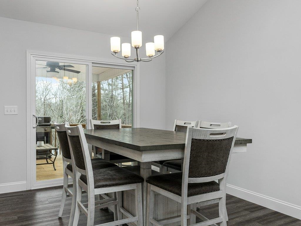 407 Bramlett Road Taylors, SC 29687 - Photo 10 of 31
