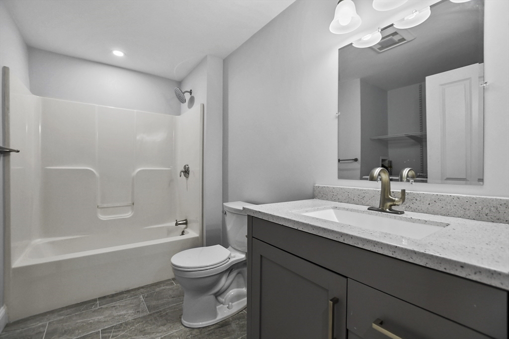 41 Boston Road, Unit 185 Billerica, MA 01862 - Photo 15 of 29 Gallery Image 15