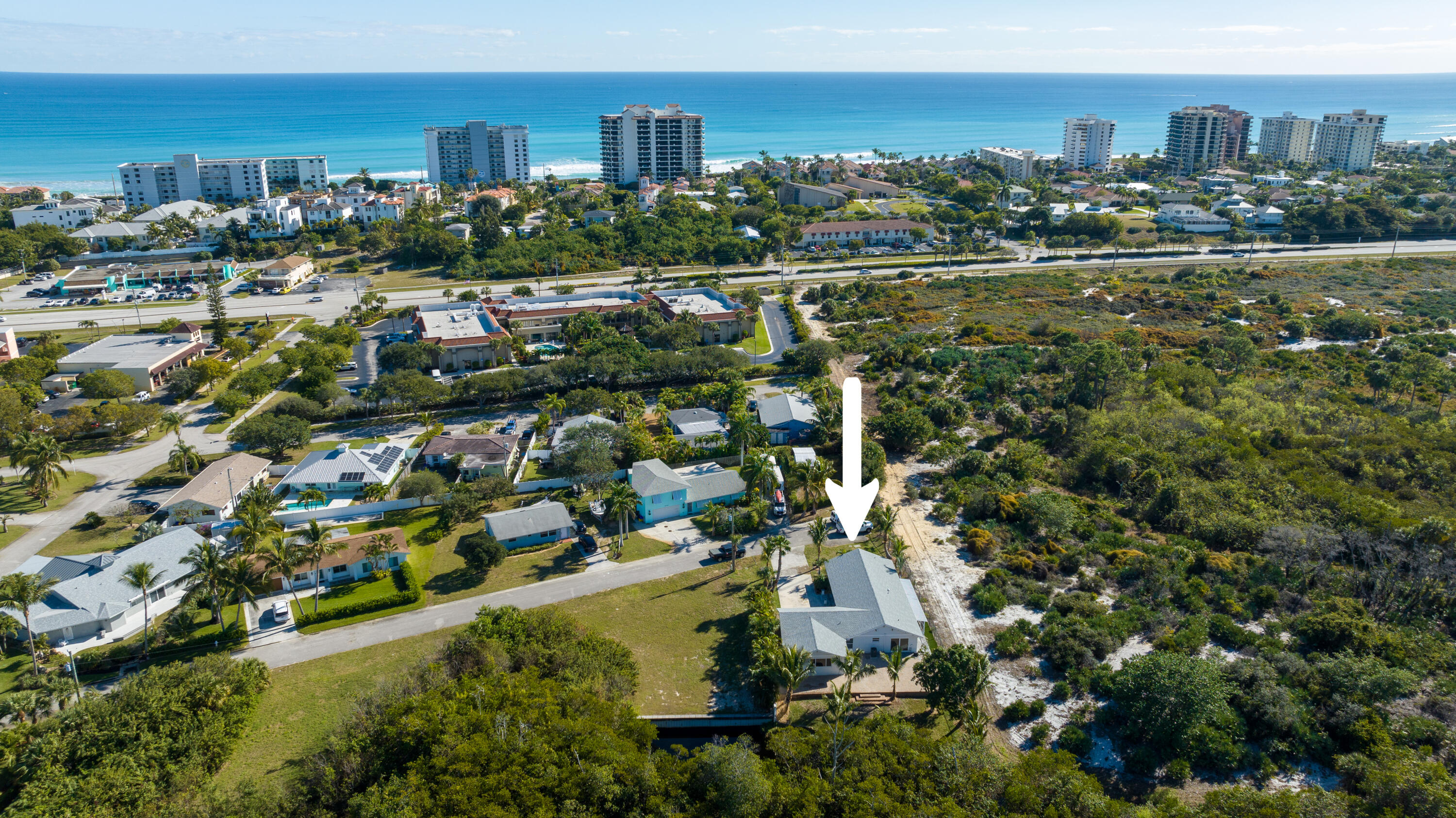 13757 Cocoanut Avenue Juno Beach, FL 33408 - Photo 2 of 31 a view of a city