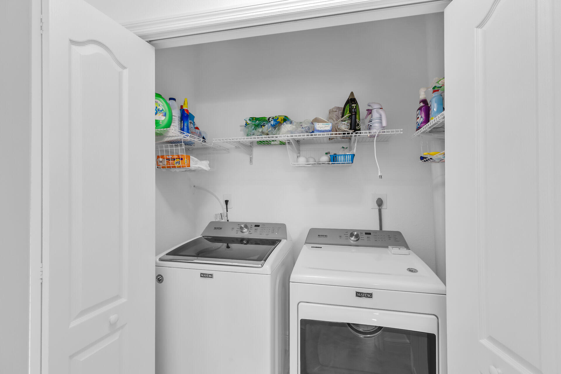 591 Sombrero Beach Road, Unit 8B Marathon, FL 33050 - Photo 30 of 43 a utility room with dryer and washer