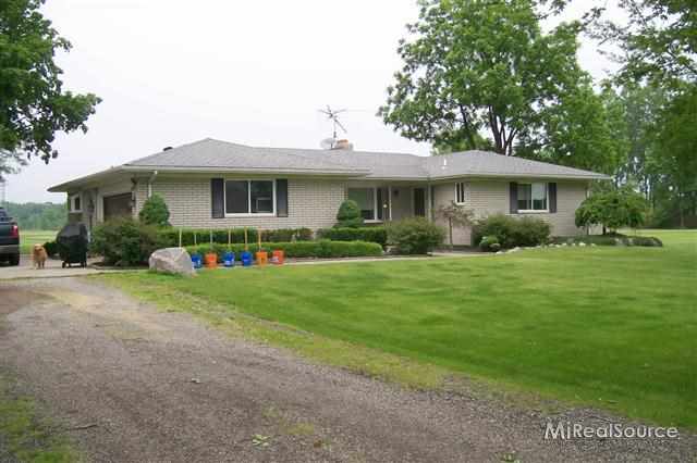10348 Meisner Road Casco, MI 48064 - Photo 16 of 22 31152956-15.JPG