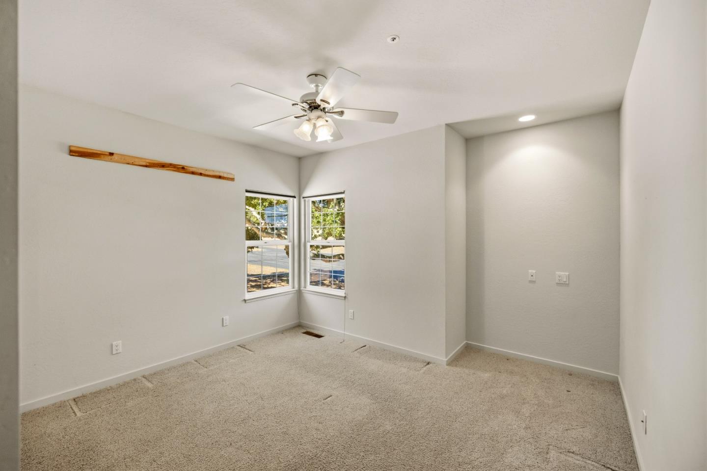 28951 Falcon Ridge Road Salinas, CA 93908 - Photo 40 of 103 Gallery Image 40