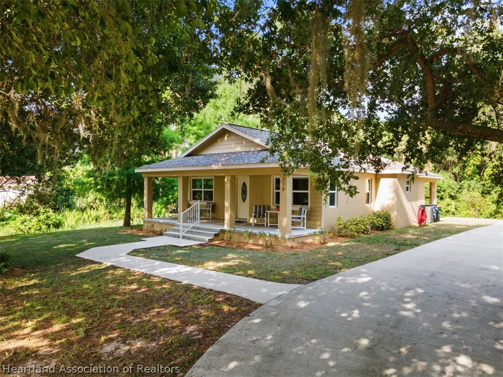 279 Cloverleaf Road Lake Placid, FL 33852 - Photo 3 of 32 Gallery Image 3