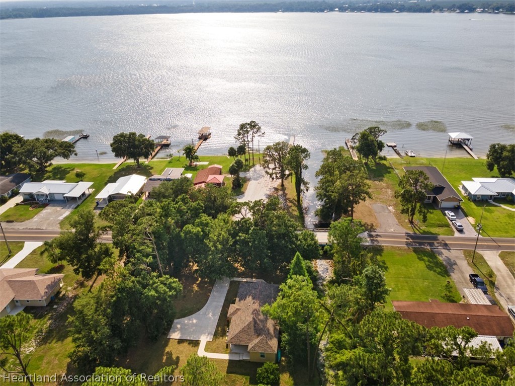 279 Cloverleaf Road Lake Placid, FL 33852 - Photo 5 of 32 Gallery Image 5