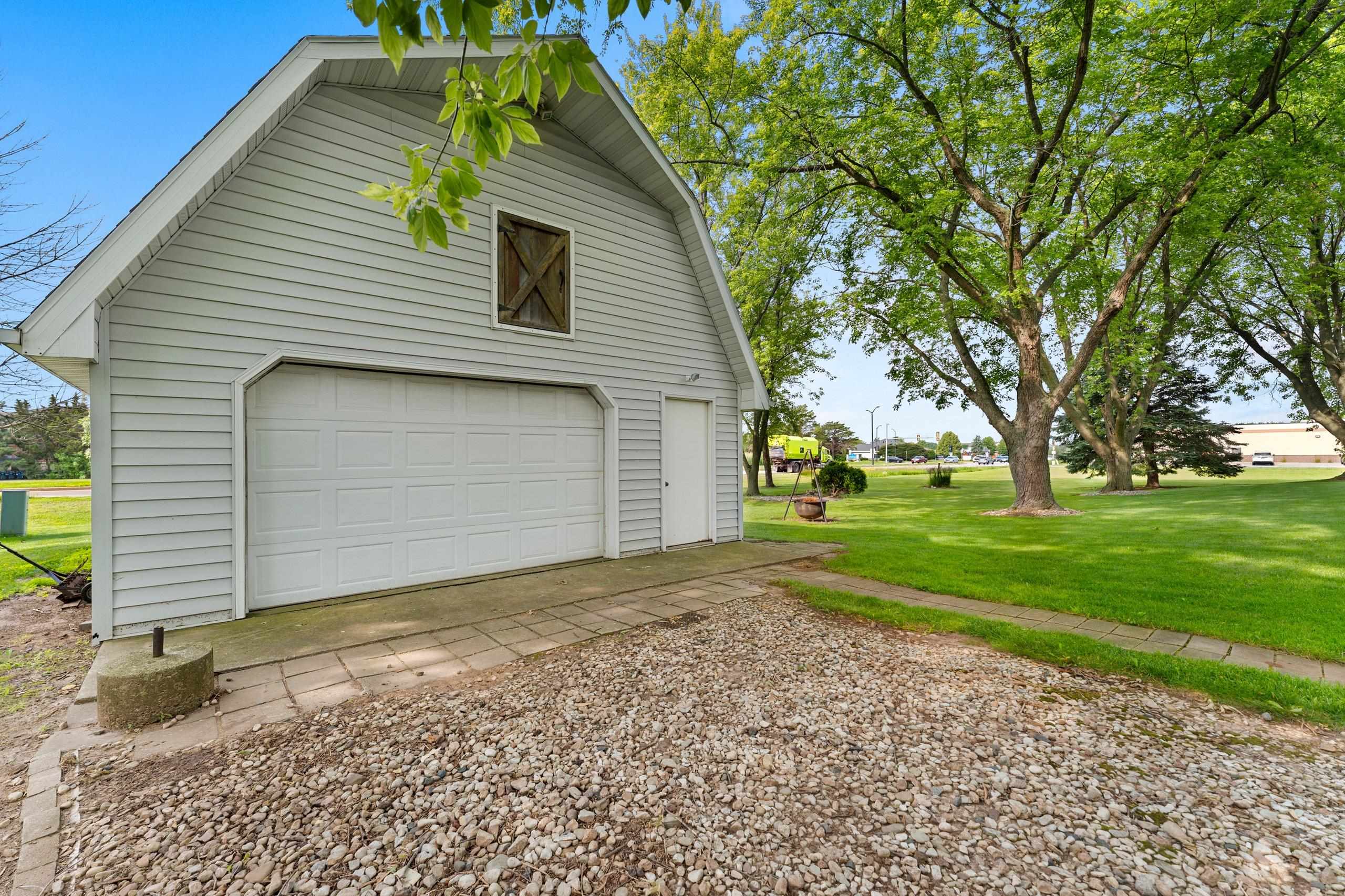 3024 Finger Road Green Bay, WI 54311 - Photo 11 of 74