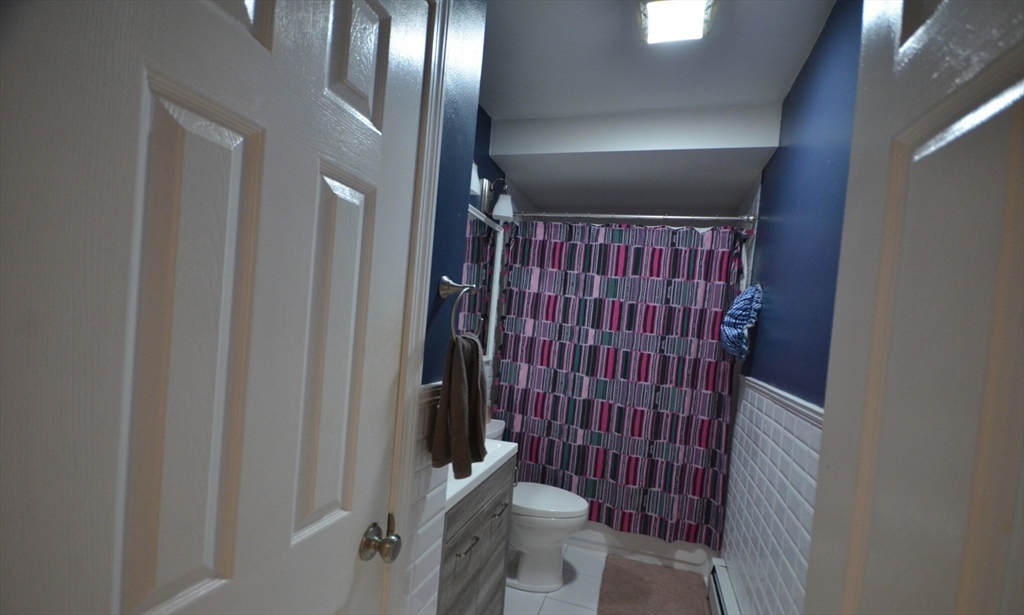 60 Florida Street, Unit 2 Boston, MA 02124 - Photo 23 of 25 a view of a hallway with entryway