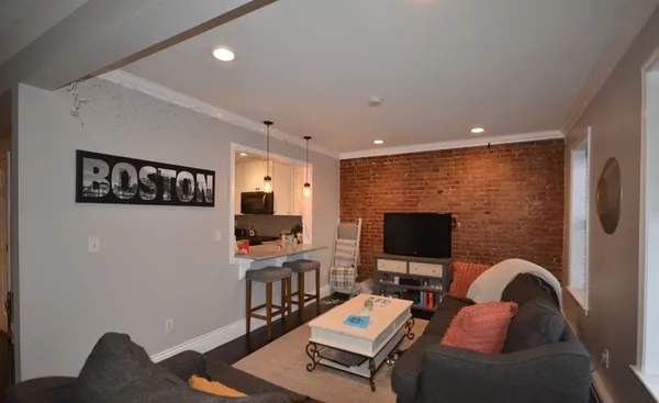 $3,300 | 60 Florida Street, Unit 2, Boston, MA 02124