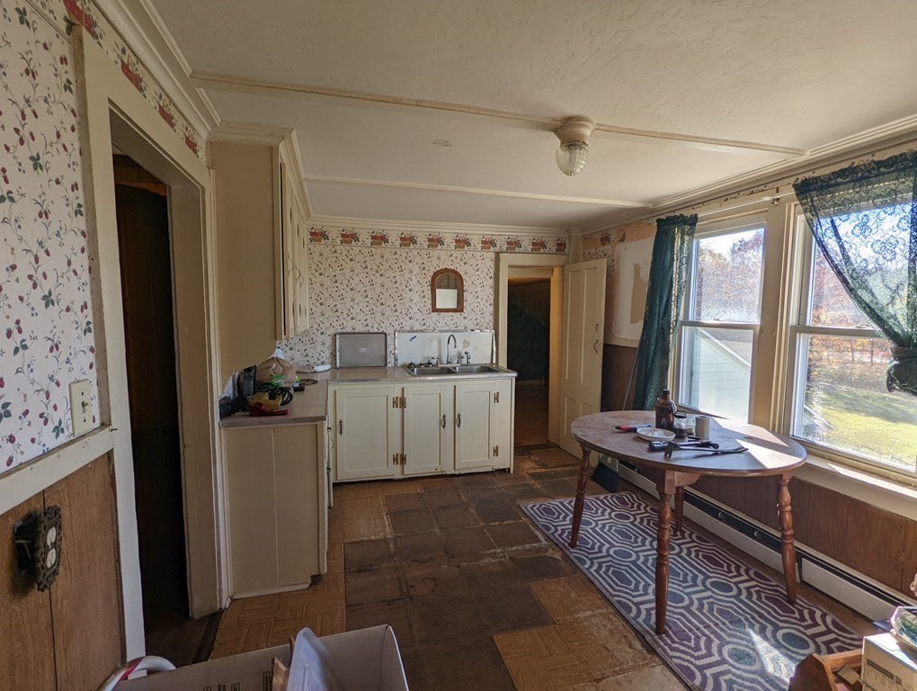 3 New Spencer Road Charlton, MA 01507 - Photo 17 of 41 Gallery Image 17