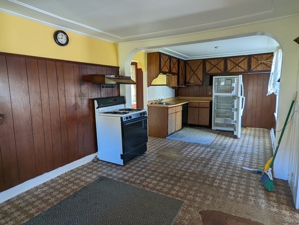 3 New Spencer Road Charlton, MA 01507 - Photo 18 of 41 Gallery Image 18