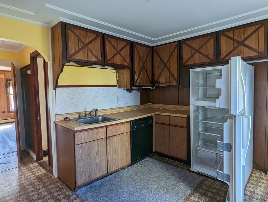 3 New Spencer Road Charlton, MA 01507 - Photo 19 of 41 Gallery Image 19