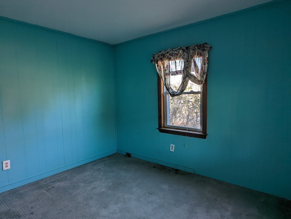 3 New Spencer Road Charlton, MA 01507 - Photo 29 of 41 Gallery Image 29