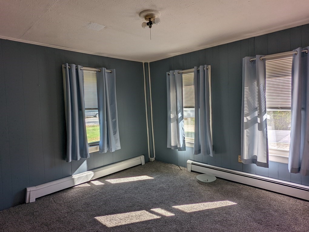 3 New Spencer Road Charlton, MA 01507 - Photo 8 of 41 Gallery Image 8