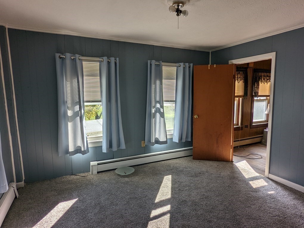 3 New Spencer Road Charlton, MA 01507 - Photo 9 of 41 Gallery Image 9