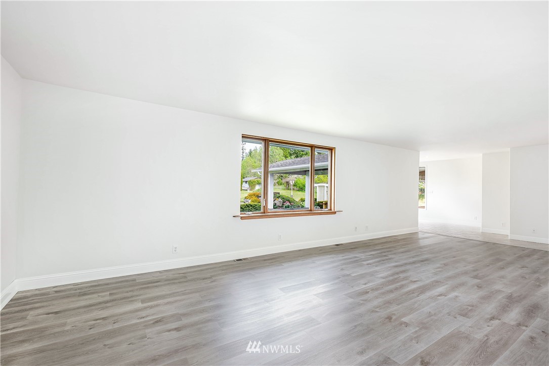 3533 Chicken Coop Road Sequim, WA 98382 - Photo 9 of 31 Gallery Image 9