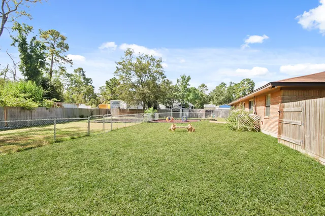 $3,000 | 5302 Treaschwig Road, Spring, TX 77373