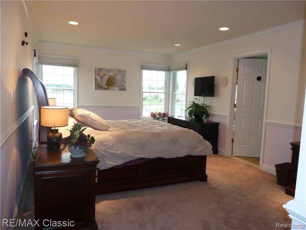 24825 Reeds Pointe Drive, Unit 27 Novi, MI 48374 - Photo 32 of 60 P1040670 - Copy.JPG
