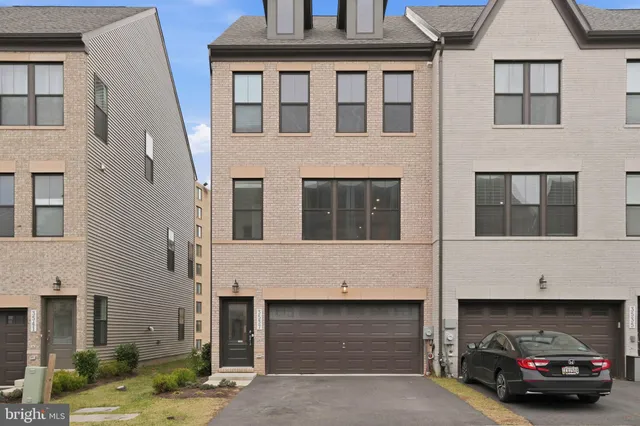 $674,537 | 3537 Stella Blue Drive, Hyattsville, MD 20782