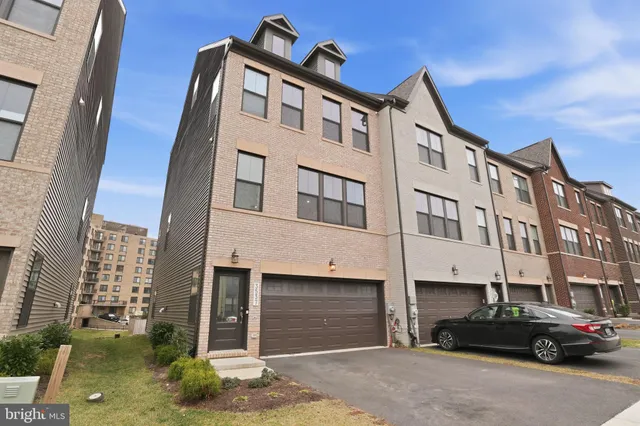 a car parked in front of a building