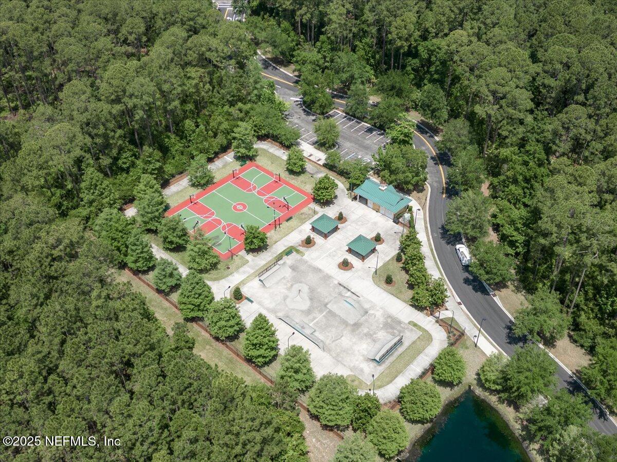 252 Crooked Court St. Johns, FL 32259 - Photo 69 of 72 an aerial view of house with yard