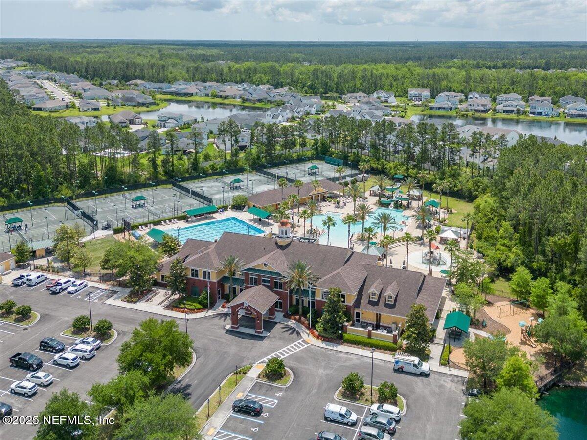 252 Crooked Court St. Johns, FL 32259 - Photo 70 of 72 an aerial view of residential houses with outdoor space