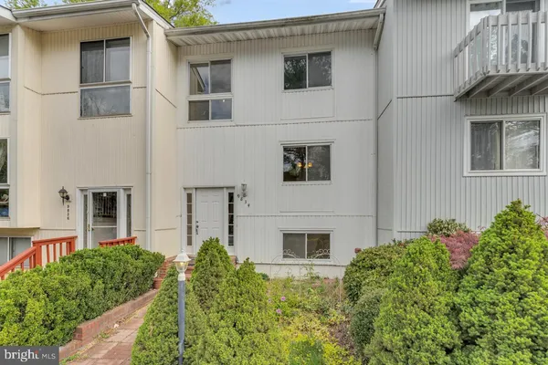 $3,375 | 9834 Sweet Mint Drive, Vienna, VA 22181