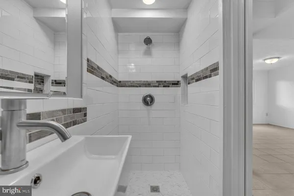 $3,375 | 9834 Sweet Mint Drive, Vienna, VA 22181