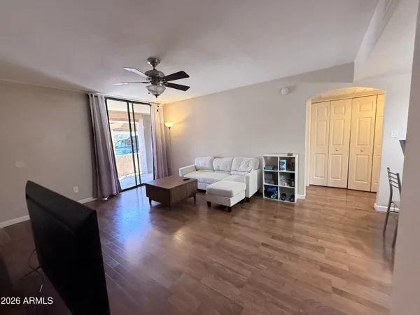 $260,000 | 1125 East Broadway Road, Unit 113, Tempe, AZ 85282