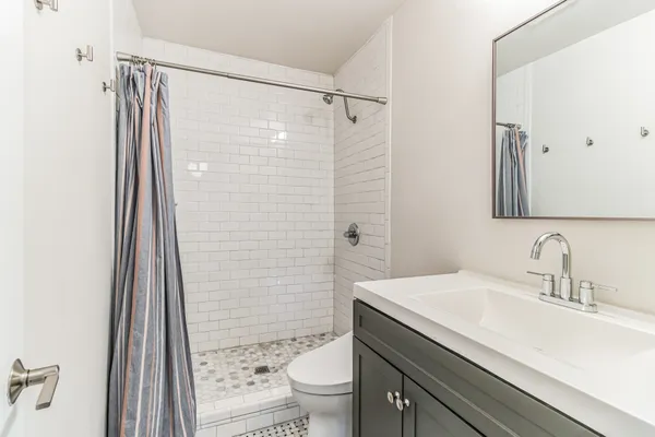 $2,900 | 1501 Rockdale Circle, Unit A, Austin, TX 78704