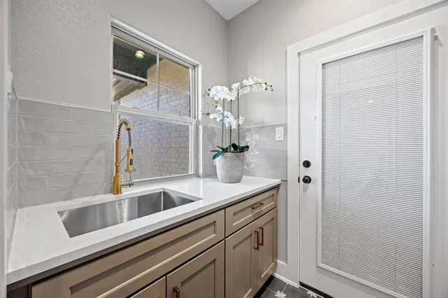 a close view of kitchen sink