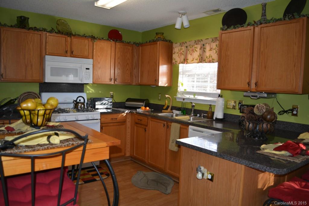 1689 Tate Road Rock Hill, SC 29732 - Photo 5 of 21 Gallery Image 5