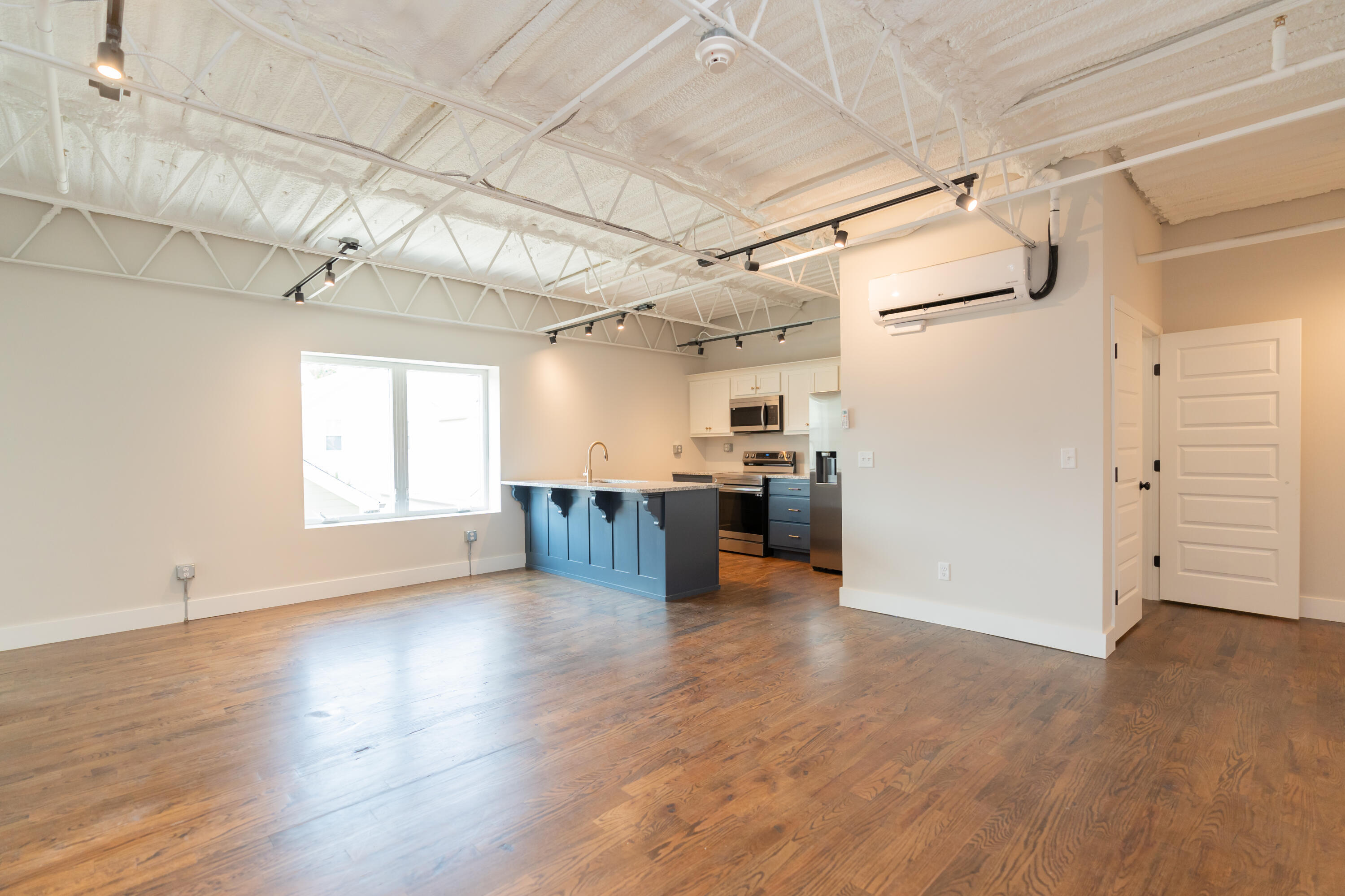 614 East Main Street, Unit 206 Chattanooga, TN 37408 - Photo 1 of 38 Unit 206