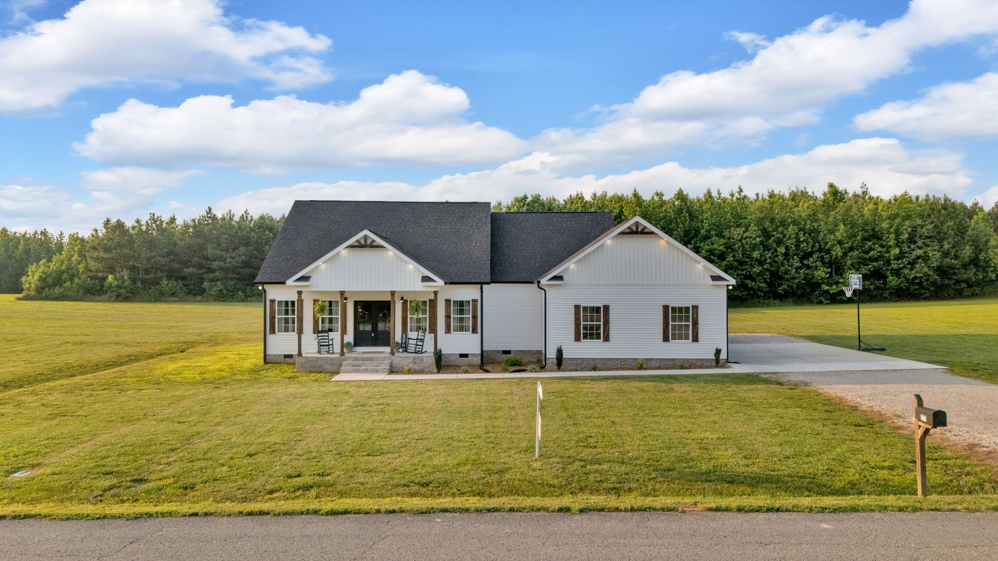 1270 Post Oak Road Belvidere, TN 37306 - Photo 7 of 61 Gallery Image 7