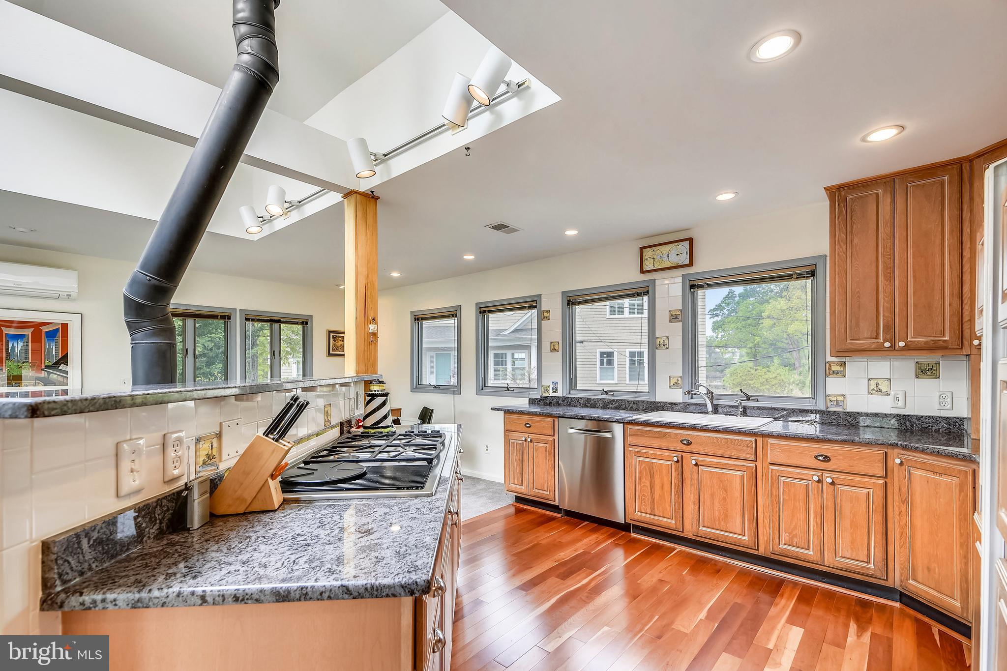 1059 Trails End Road Pasadena, MD 21122 - Photo 7 of 51 Gallery Image 7