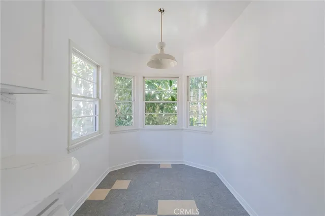 $3,050,000 | 1964 Palmerston Place, Los Angeles, CA 90027